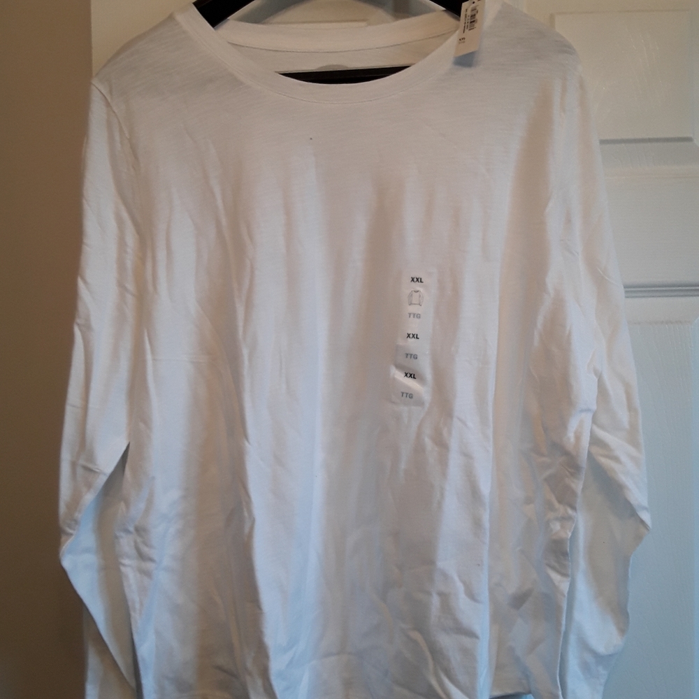 White long sleeve tshirt